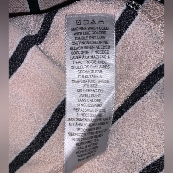 Adrianna Papell Striped Blouse - Picture 6 of 8